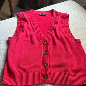 GAP Red knit vest